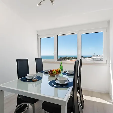 Ocean Apartment *