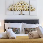 Ocean Apartment *